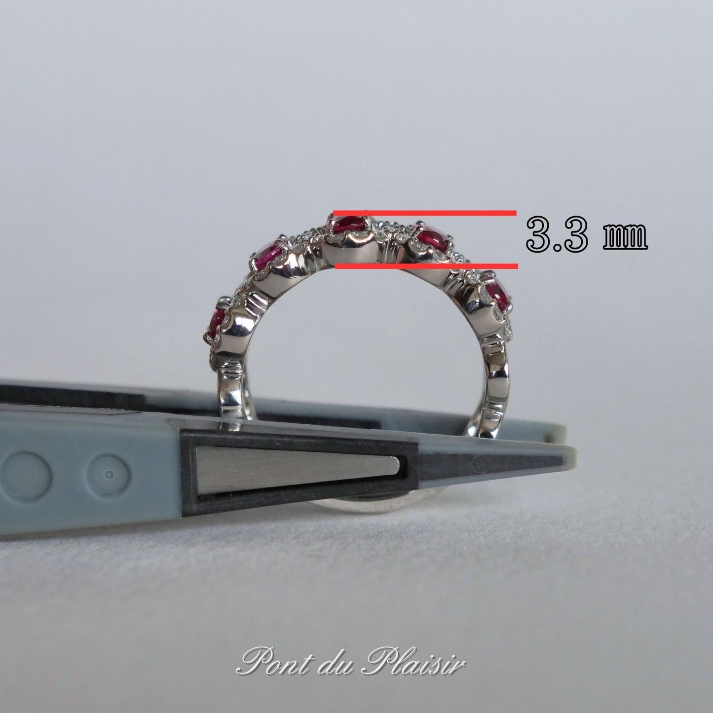 Pt950製アリッサムオーバル(楕円)指輪/非加熱ピジョンブラッドルビー