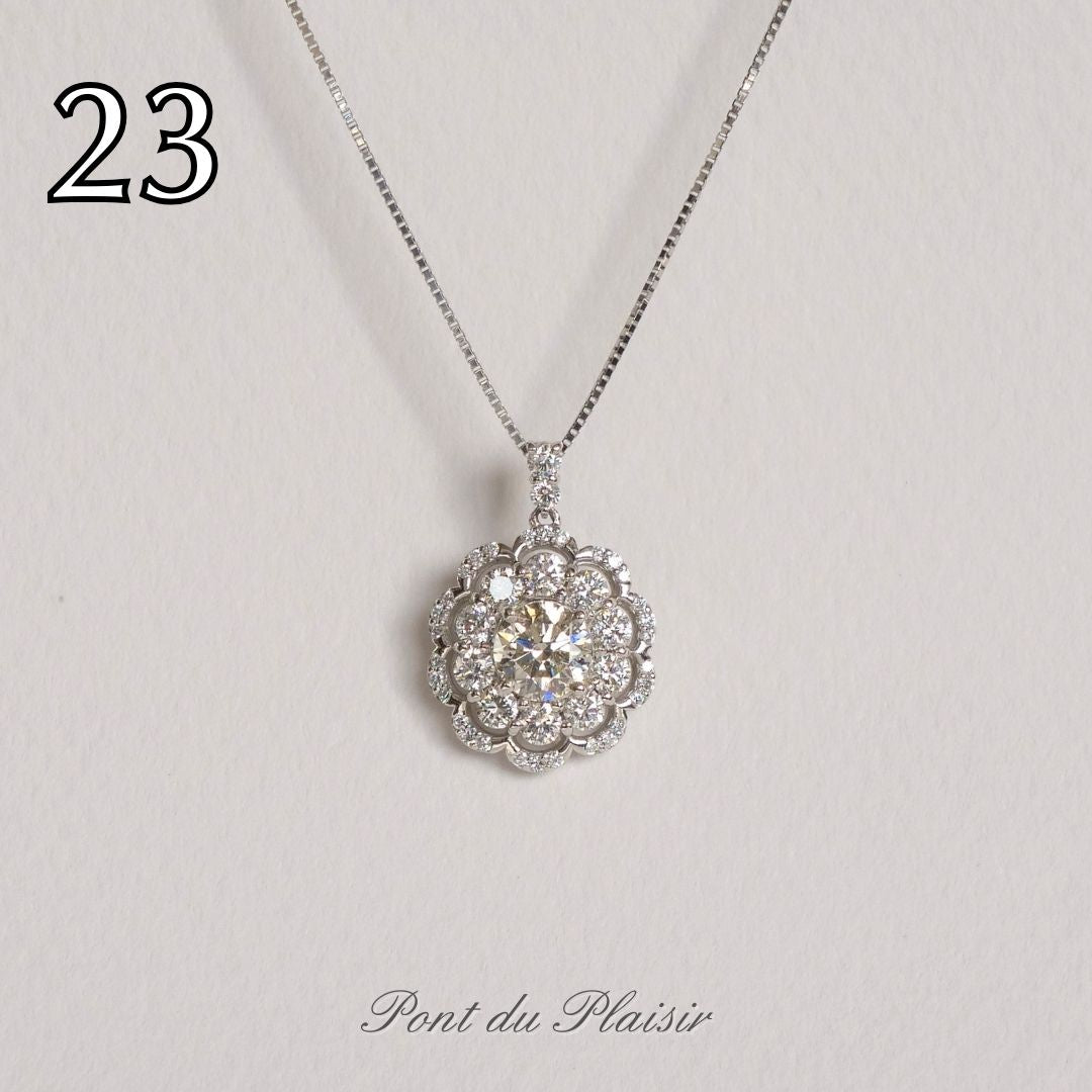 ㉓Pt製ダイアモンドペンダント