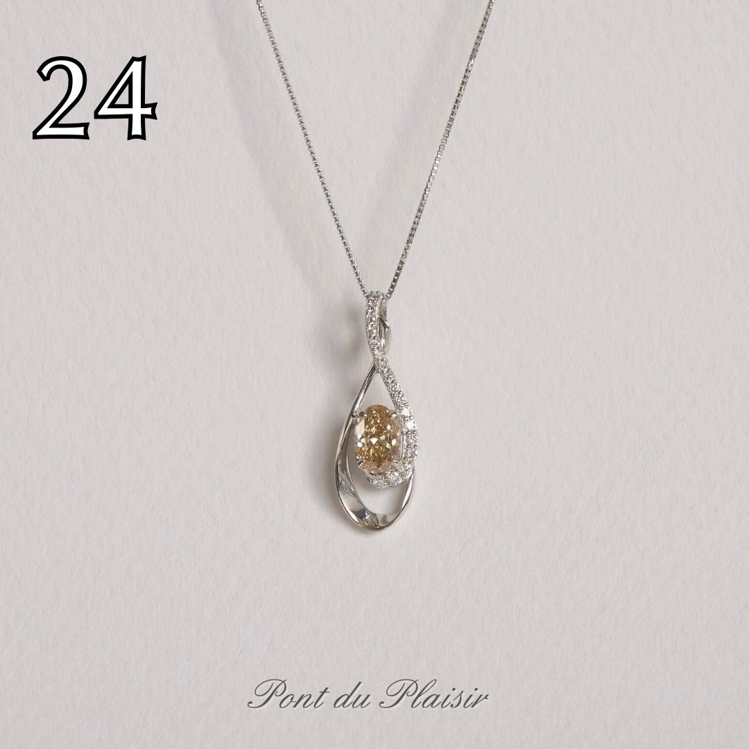 ㉔Pt製ダイアモンドペンダント