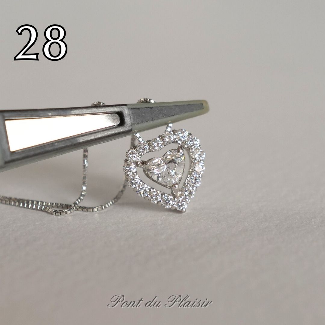 ㉘Pt製ダイアモンドペンダント