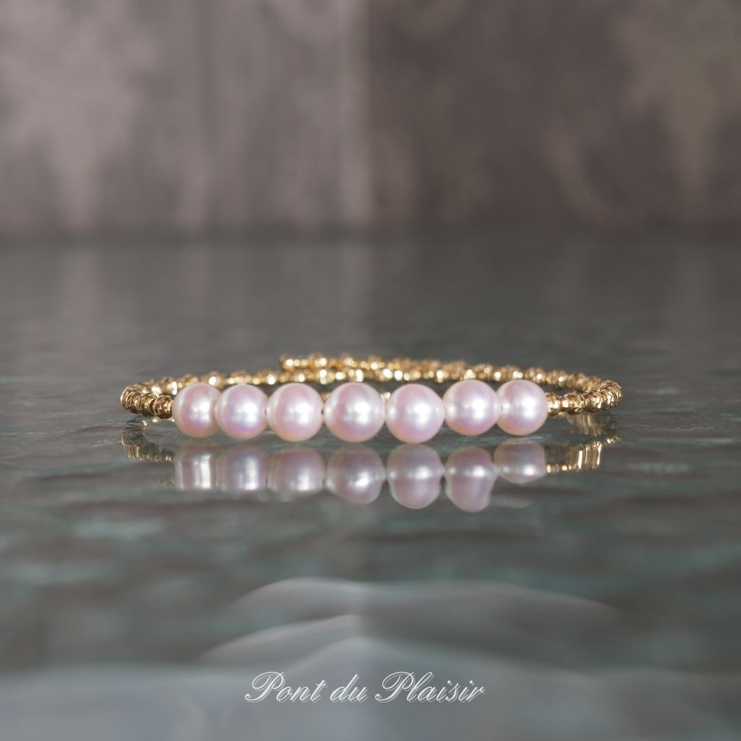 K18YG製アコヤ真珠バングル