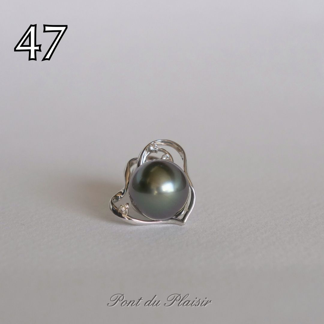 ㊼K18WG製黒蝶真珠タイニーピン