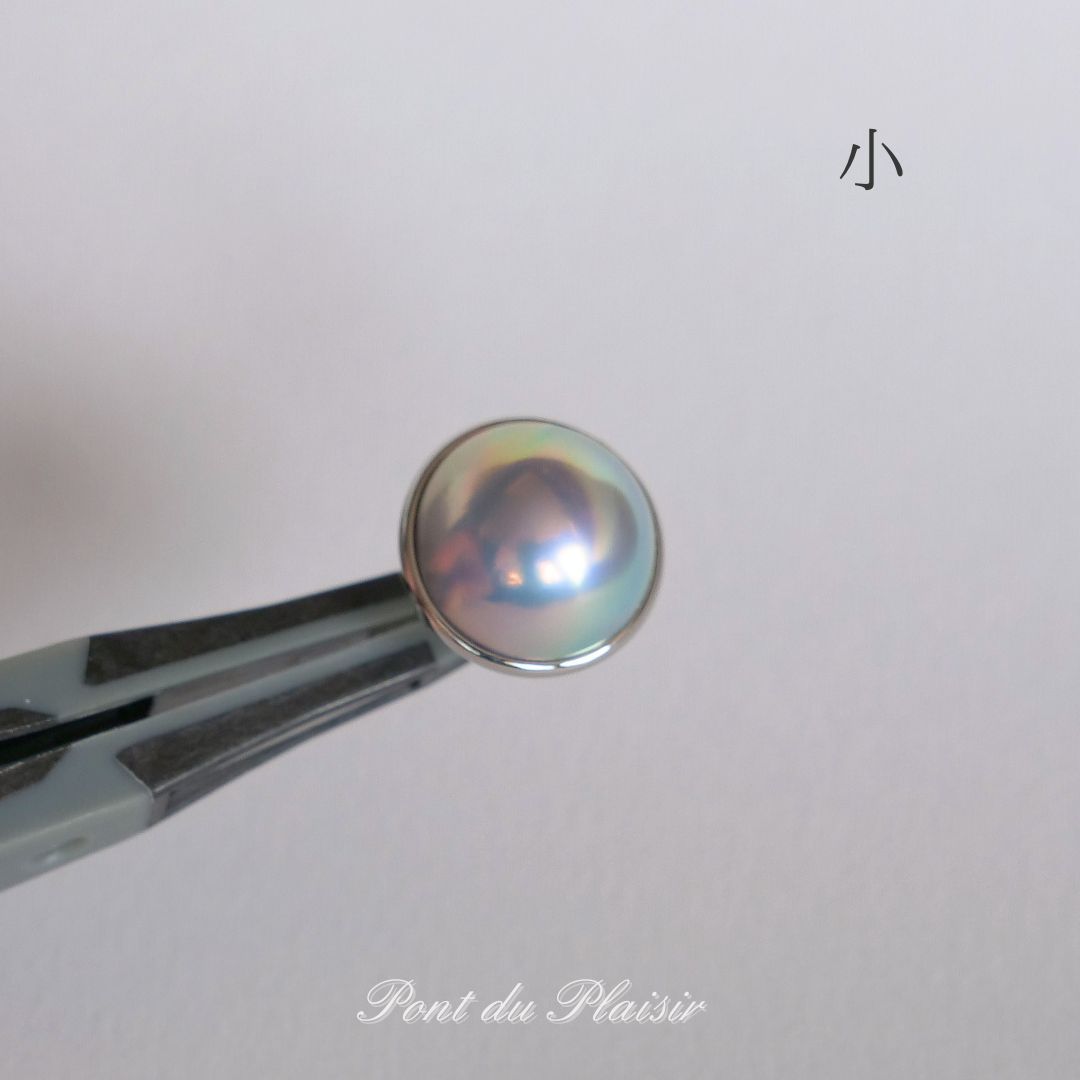 Pt900製マベ真珠ピアス