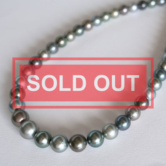 黒蝶真珠マルチカラーネックレス